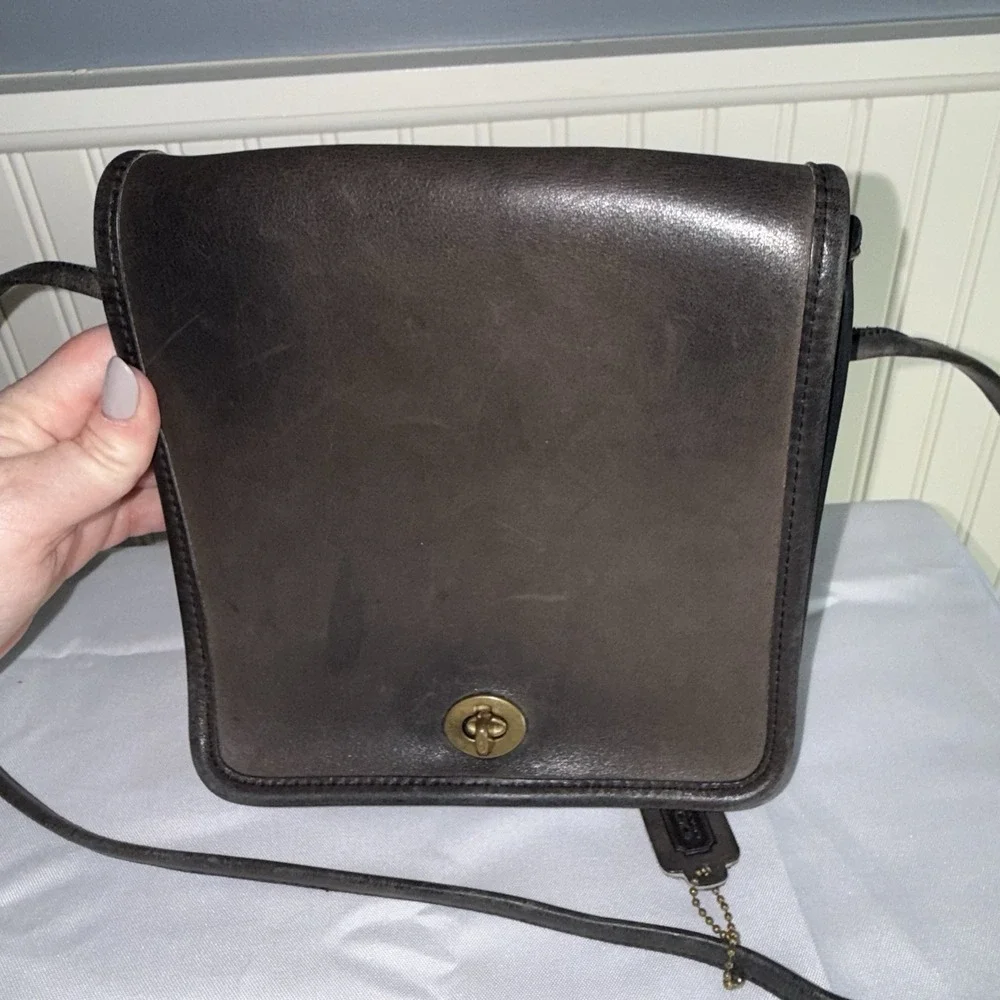 Vintage COACH Pre '94 Compact Pouch Black Leather Crossbody Bag Purse USA